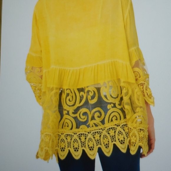 Scoop Neck Top - Picture 4 of 5